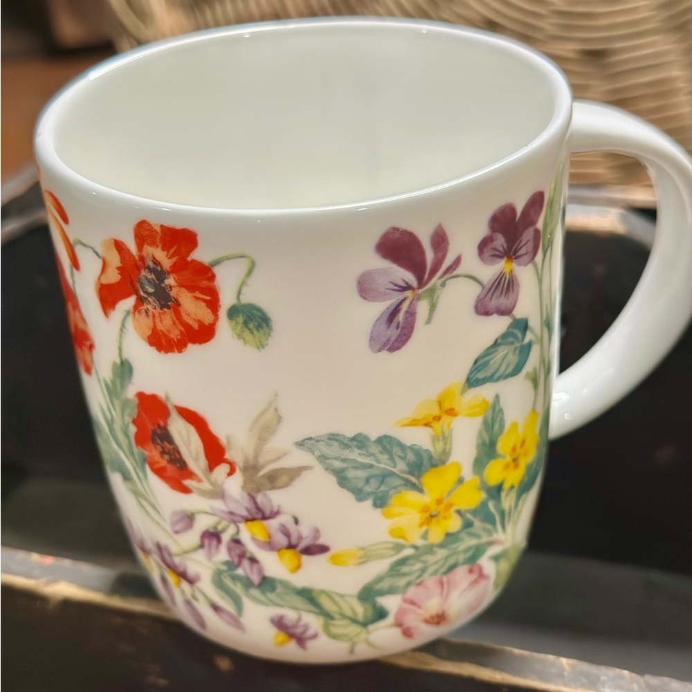 Roy Kirkham Poppies and Violets Floral  Henley Collection Bone China 12 oz Mug - Picture 3 of 7